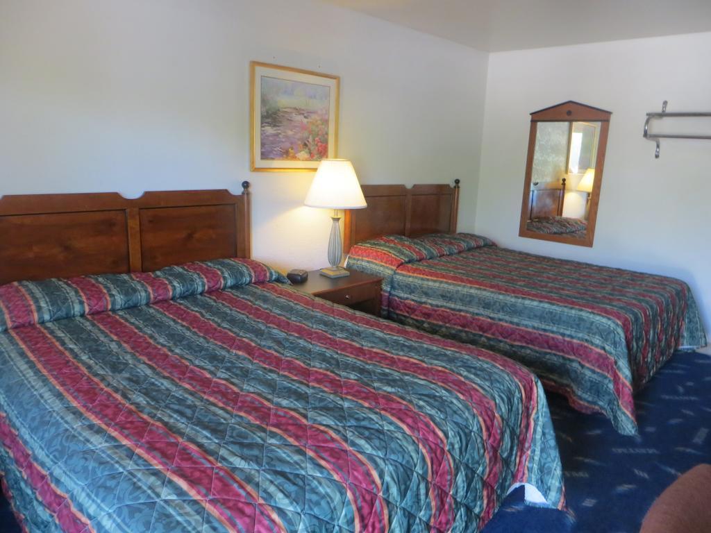 Park Ridge Inn Kenosha Room photo