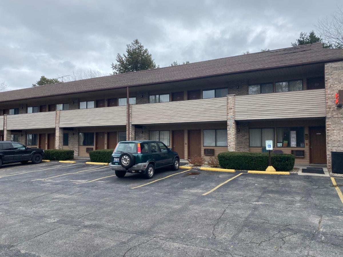 Park Ridge Inn Kenosha Exterior photo